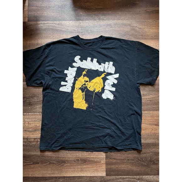 BLACK SABBATH VOL 4 Vintage Tee - Picture 2 of 4